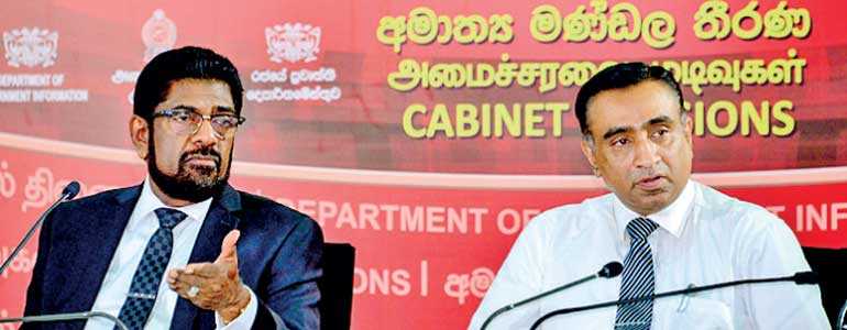 රජයේ ප්රවෘත්ති අධ්යක්ෂ ජනරාල්වරයා එම ධුරයෙන් ඉල්ලා අස්වෙයි..