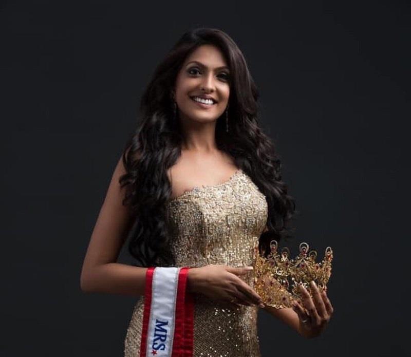 කැරොලයින් ජූරිගේ ඉල්ලීම..