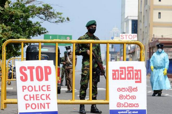 දිස්ත්රික්ක 4 ක ග්රාම නිළධාරී වසම් 12 ක් Lockdown..