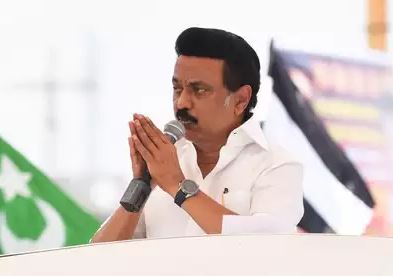 වසර 10කට පසු තමිල්නාඩුවේ බල පෙරළියක්..
