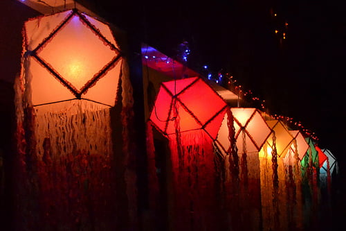 ප්ලාස්ටික් සහ පොලිතීන්වලින් තොර වෙසක්..