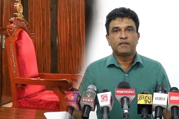 කථානායක ධුරයට විපක්ෂයෙනුත් නමක්
