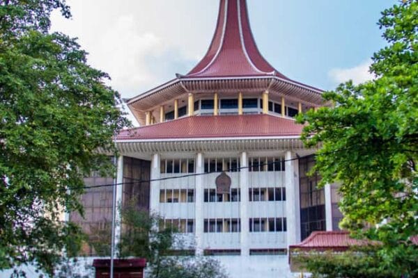 දිවුලපතන ගම්මානයේ අවනඩුව ශ්රේෂ්ඨාධිකරණයට