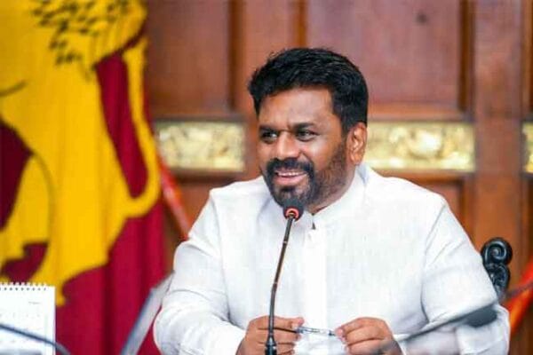 ලංකාව ආකර්ෂණීය සංචාරක ගමනාන්තයක් කරන්න ජනපතිගෙන් උපදෙස්