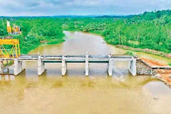 නිල්වලා ලවණ බාධකය හේතුවෙන් මතුව ඇති ගැටලු විසඳීමට පියවර රැසක්