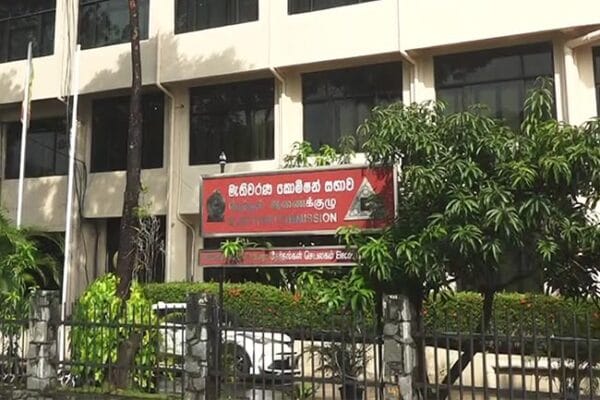මැතිවරණ කොමිසම රාජ්ය ආයතන ප්රධානීන්ව කොළඹට කැඳවයි