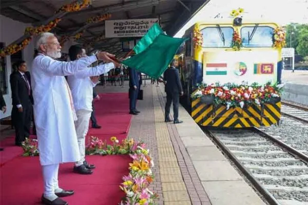 ඉන්දීය අගමැති අතින් මහව – අනුරාධපුර දුම්රිය සංඥා පද්ධතිය විවෘත වෙයි