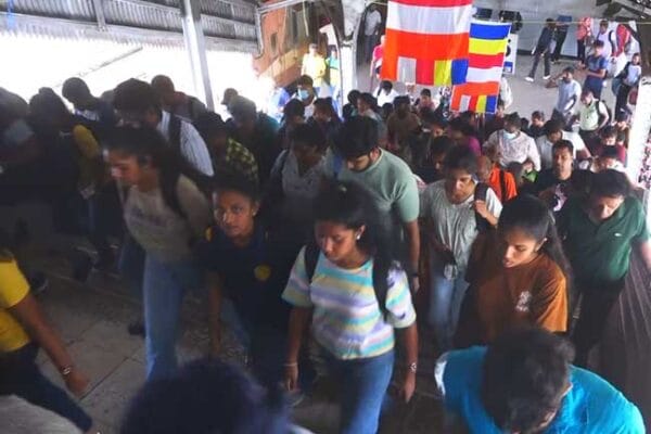 දුම්රිය වර්ජනයේ අලුත්ම තත්ත්වය – කෙටි ගමන්වාර කිහිපයක් පමණයි